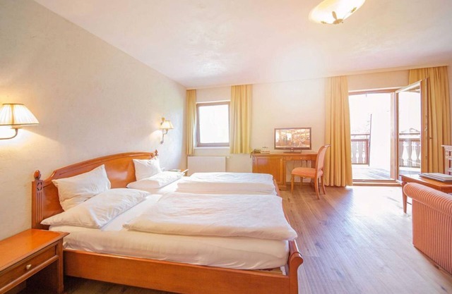 Zimmer "x-large" mit Verwöhnpension 7 - Hotel der Wiesenhof