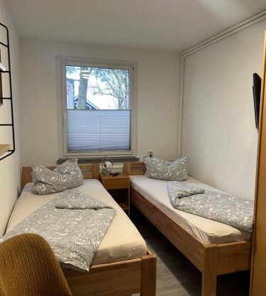 Zwei Bett Zimmer