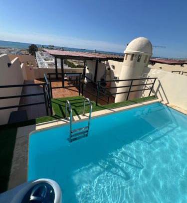 Playa de Vera Apartamento | Ático con vistas al mar y piscina privada