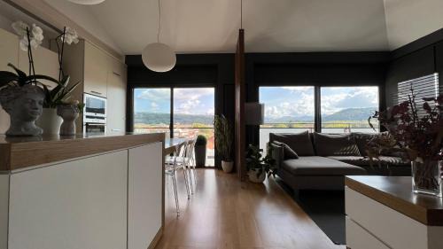 Olot Apartamento | Ático de diseño con terraza en el centro de Olot