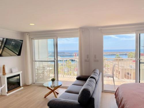 Villajoyosa Apartamento | Ático Loft Playa frente al Puerto