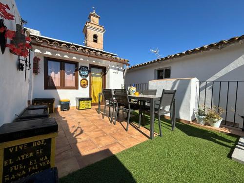 Chovar Apartamento | ÁTICO RURAL "EL COLMENAR" para parejas, amigos o familia a la montaña