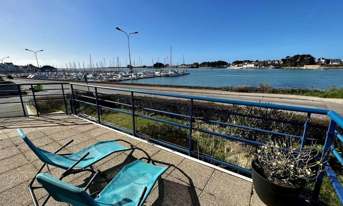 Etel Apartamento | Étel - Appart 3P - 104m² - Terrasse, Wifi, Parking proche plage et port - FR-1-479-98