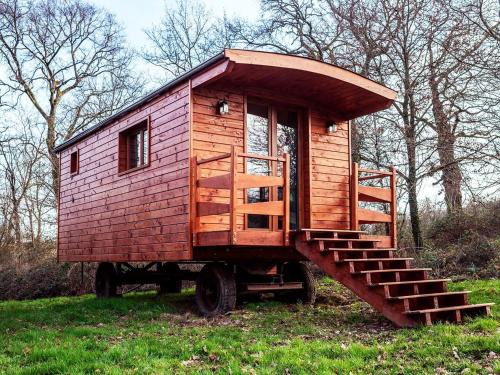 Ardentes Casa | Évasion romantique en roulotte autonome avec confort moderne en pleine nature - FR-1-591-552