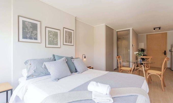 Nunoa Apartamento | Oasis en Ñuñoa: Estudio Chic para 2 huéspedes