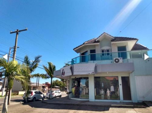 Arroio do Sal Casa | ÓTIMA e ESPAÇOSA CASA - 3 quartos - 2 quadras da praia