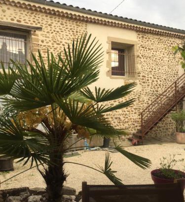 Hauterives Casa | Ô Joly Valois