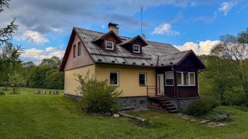Dolni Moravice Chalet De Esquí | Útulná chalupa u rybníka - Jeseníky