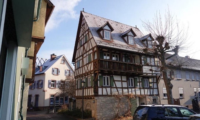 Lauda Apartamento | Übernachten im historischen Badhaus Ganze Wohnung