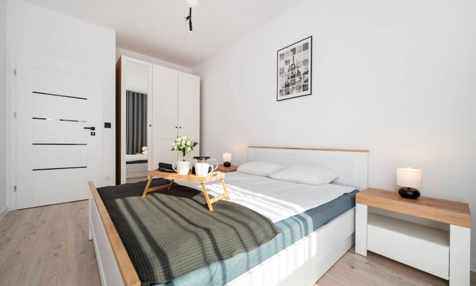 Srodmiescie Apartamento | Łódź Pomorska Apt - 50m2 with Balcony - by Rentujemy