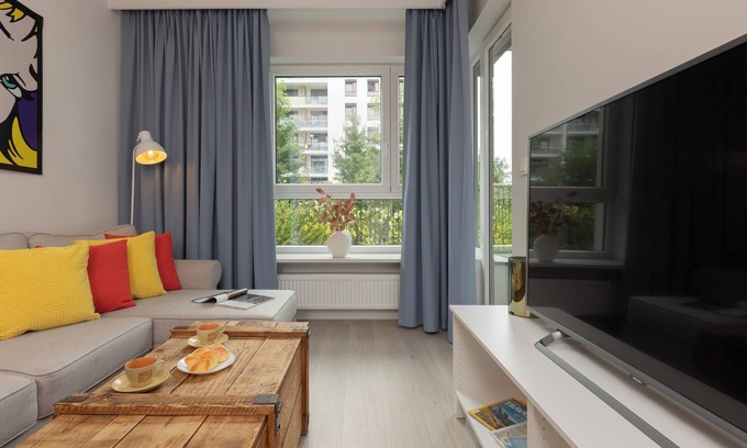 Zoliborz Apartamento | Żoliborz Artystyczny by Renters