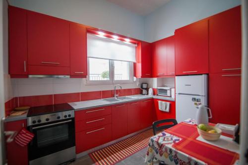Mesolongi Casa | ΑΝΑΚΑΙΝΙΣΜΕΝΗ ΜΟΝΟΚΑΤΟΙΚΙΑ στο κέντρο της πόλης με κήπο