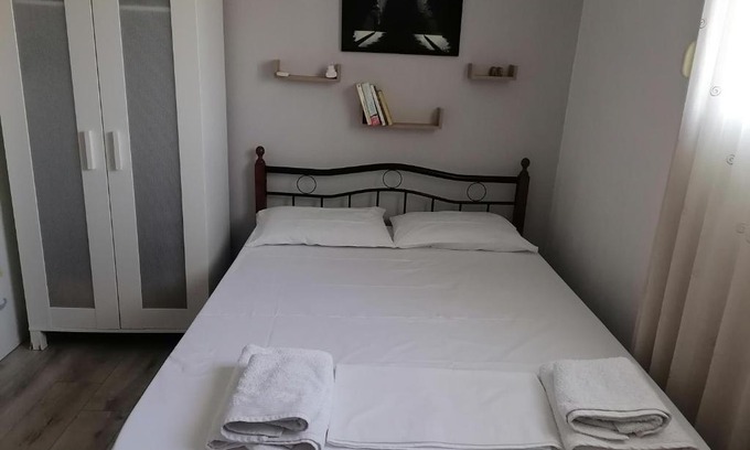 Katsikas Apartamento | Αυτόνομο Στούντιο με αυλή