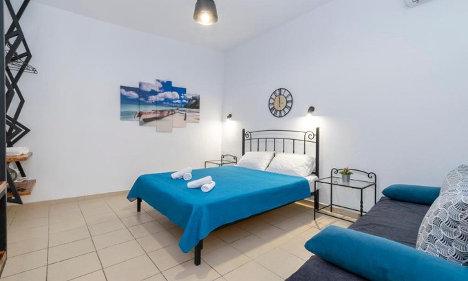 Neos Marmaras Casa | Εξοχικό 60μ από την κεντρική παραλία του Μαρμαρά