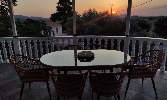 Lagopodo Apartamento | Ευρύχωρη και φωτεινή κατοικία στη Ζάκυνθο