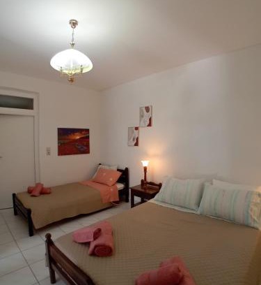 Karpenisi Apartamento | Κυκλαδίτικο σπίτι