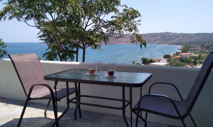 Karvelas Apartamento | Κamares View (Αύρα)
