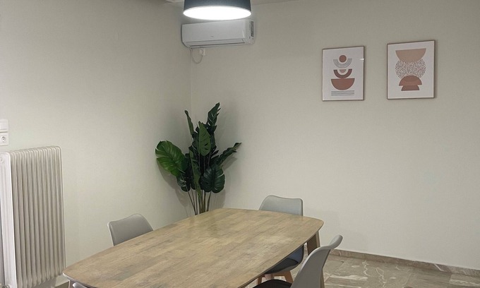 Chios Apartamento | Σε απόσταση 50μ από Παραλία Πόλης Χίου και 400μ από Αρχαιολογικό Μουσείο Χίου