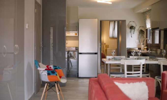 Karpenisi Apartamento | Το Σπίτι της Ευτυχίας Σουίτα