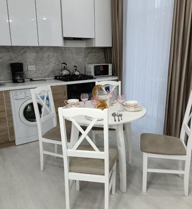 Aktobe Apartamento | Апартаменты Энглер