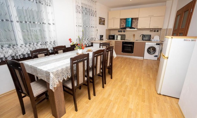 Kavarna Apartamento | Апартамент Славея