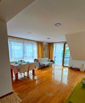 Plovdiv Center Apartamento | Арт мезонет под тепето