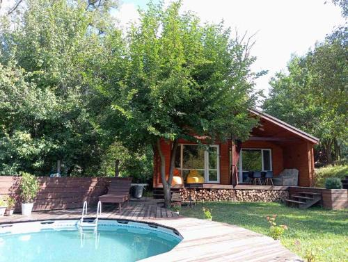 Pidhirtsi Casa | Будинок з басейном і сауною