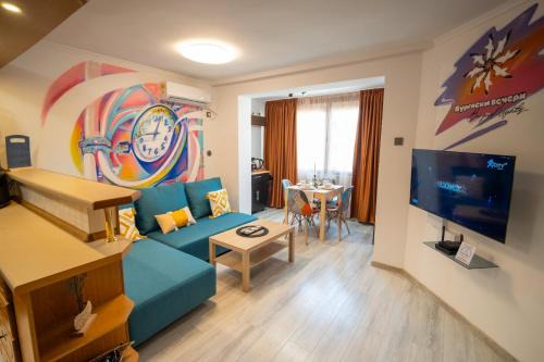 Burgas Center Apartamento | Бургаски вечери Burgas nights