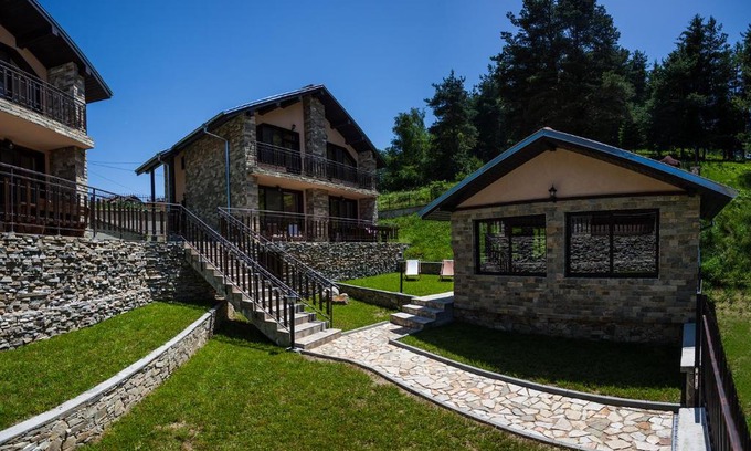 Dospat Casa | Ваканционна къща ,Родопски уют "
