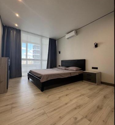 Pozniaky Apartamento | Видові Апартаменти Residential GREAT