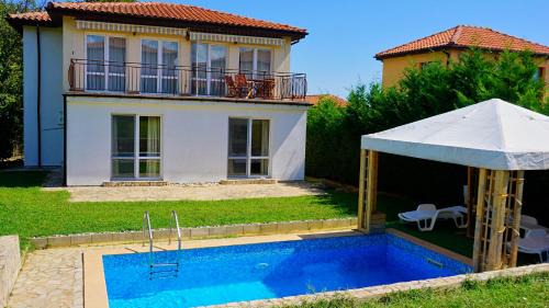 Dolni Chiflik Villa | вила Мариела - villa Mariela