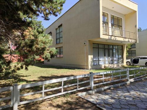 Chok-Tal Villa | Вилла в пансионате Витязь (с. Чок-Тал)