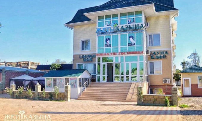 Zharkent Hotel | Гостиничный комплекс Жеты Казына