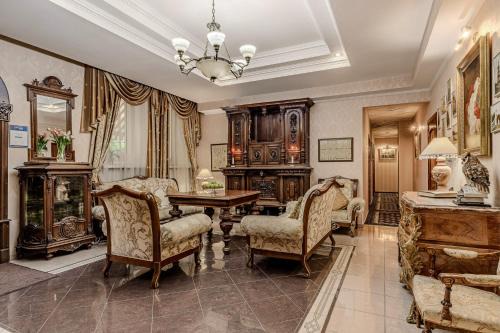 Dobrovelychkivka Hotel | Джинтама готель