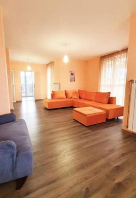 Pernik Apartamento | Елегантен градски апартамент с обширна тераса