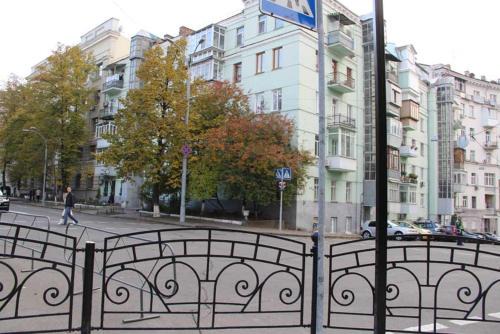 Dobrovelychkivka Apartamento | Квартира в центрі Києва