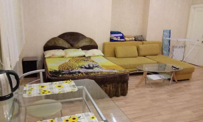 Bratsk Apartamento | Квартира-студия "Фитнес"