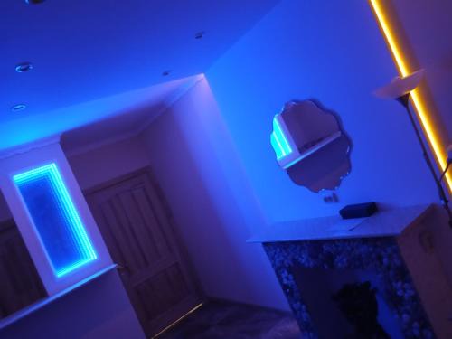 Holosiivskyj Apartamento | Коломийський провулок 17/31А (1 комнатная)