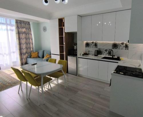 Bishkek Apartamento | Комфортная квартира с видом на горы