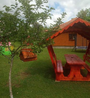 Huklyvyi Casa | Котедж "Затишний відпочинок"