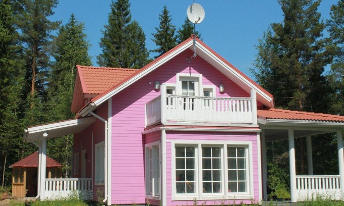Enonkoski Casa | Коттедж в Финляндии, Enonkoski (розовый)