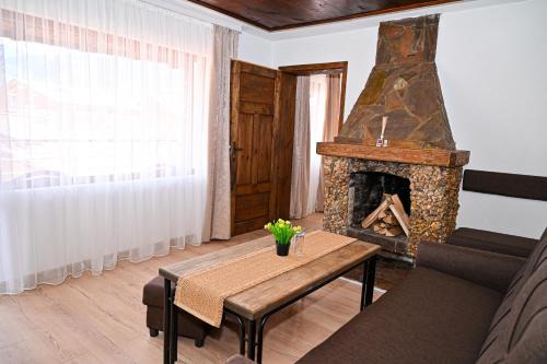 Dobrinishte Casa | Къща Джано