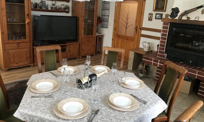 Aprilov Casa | Къща за гости - Еделвайс, гр. Габрово