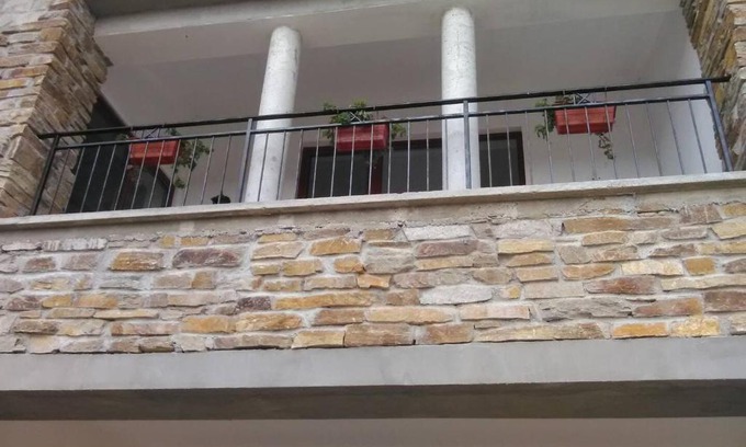 Straldzha Apartamento | Къща за гости Поляна