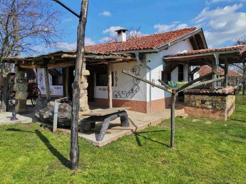 Sliven Casa | Къща за гости РАЙ 4 човека