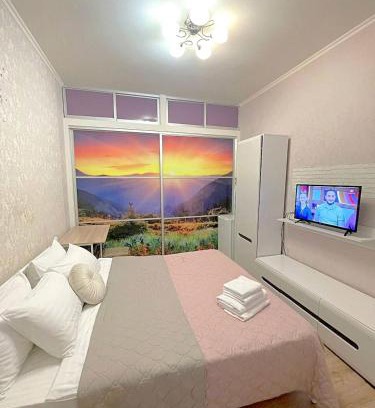 Sukhinovka Apartamento | Лавандовий світанок Однокімнатна квартира біля ЦУМу в центрі Полтави Мережа AlexApartments Документи для відряджень Безконтатне заселення 24-7