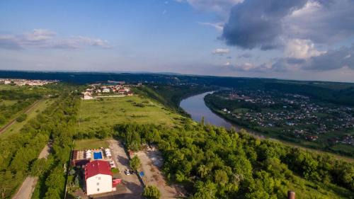 Chernelytsya Hotel | Оазис
