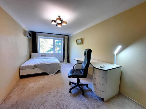 Sukhinovka Apartamento | Один каштан Квартира у м Полтава Мережа Alex Apartments Документи для відряджень Безконтактне заселення 24-7