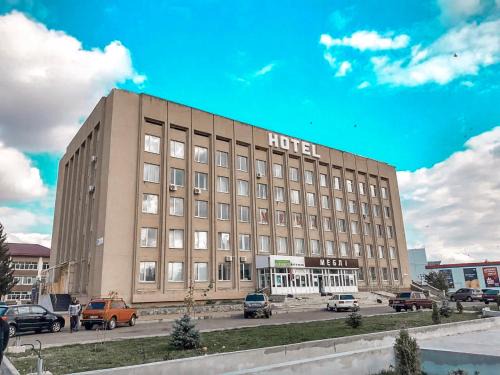 Zolotonosha Hotel | Отель Меридиан