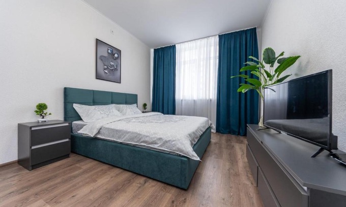 Pozniaky Apartamento | Позняки, современные апартаменты ул Е.Пчелки 7